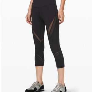 Lululemon high rise wunder under mesh crops